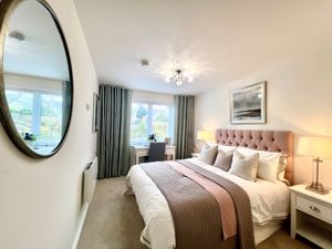 Bedroom- click for photo gallery